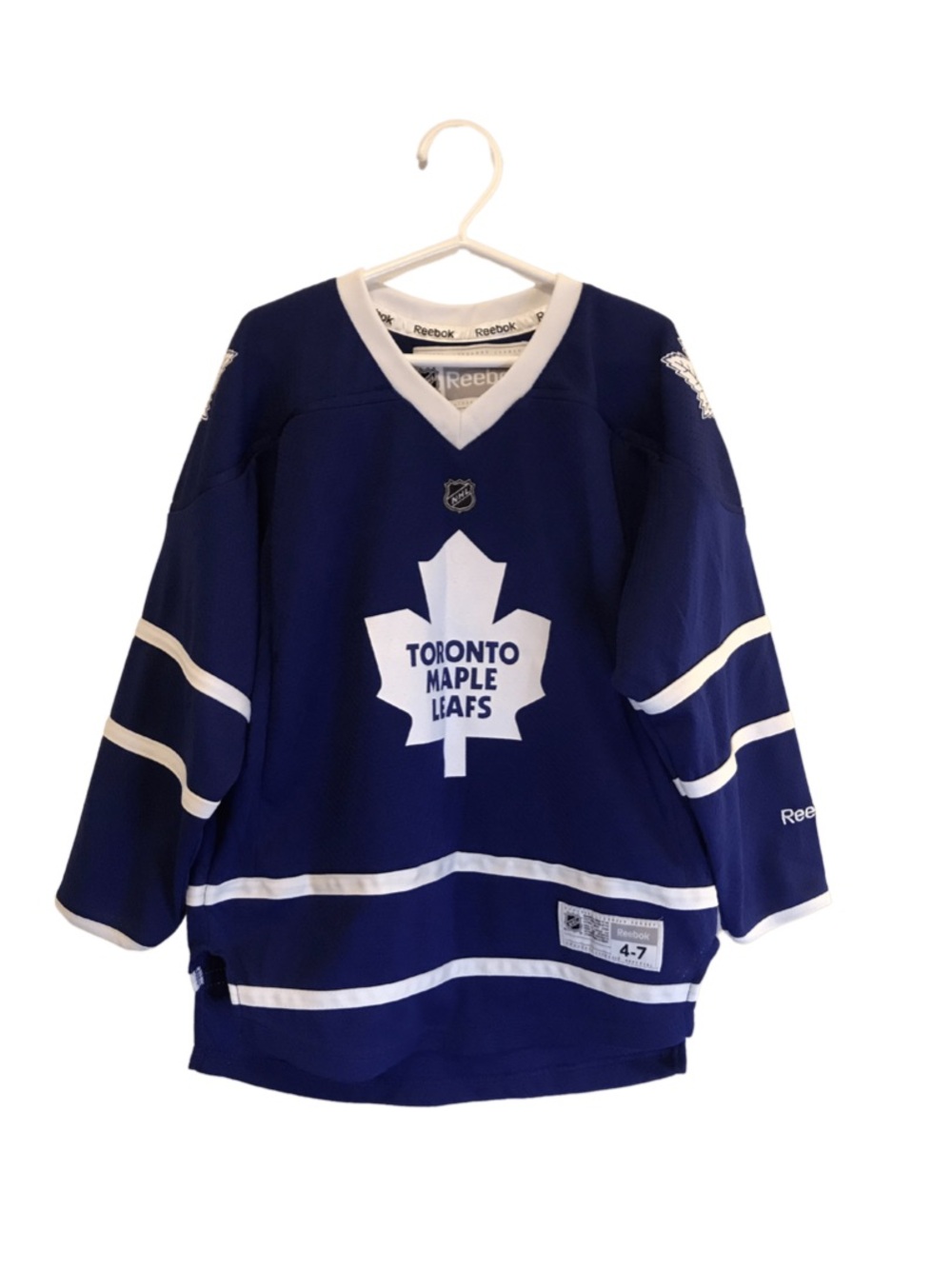 Reebok Kids' Maple Leafs Matthews Hockey Jersey